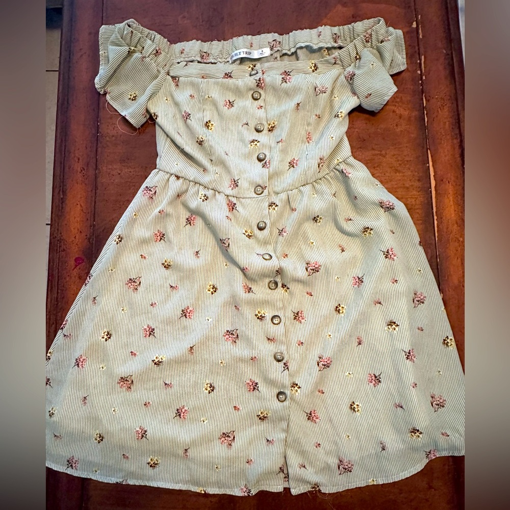 Guilt Trip Junior Sz Small strapless, off the shoulder floral/stripped dress